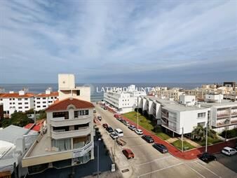 https://web5.gallito.com.uy/apartamento-en-peninsula-2-dormitorios-inmuebles-23700189