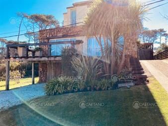 https://web5.gallito.com.uy/alquilo-hermosa-casa-en-montoya-cerca-de-la-playa-inmuebles-22476518
