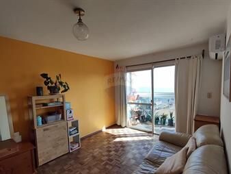 https://web5.gallito.com.uy/venta-apartamento-1-dormitorio-barrio-sur-coop-inmuebles-27674796