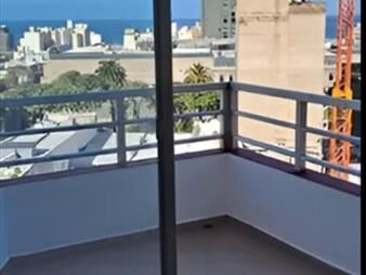 https://www.gallito.com.uy/hermoso-apartamento-en-punta-carretas-1-baño-inmuebles-27539638