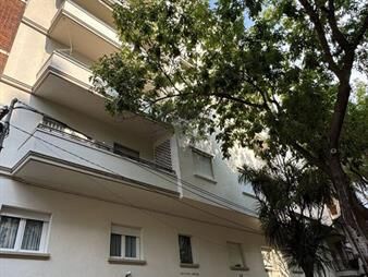 https://web5.gallito.com.uy/venta-apartamento-2-dormitorios-pocitos-sin-garaje-inmuebles-27469317