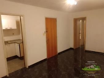 https://web5.gallito.com.uy/apartamento-de-dos-dormitorios-a-una-cuadra-de-18-inmuebles-27675127