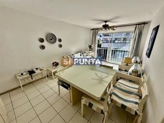 https://web5.gallito.com.uy/excelente-apartamento-ubicado-en-la-peninsula-inmuebles-27610283