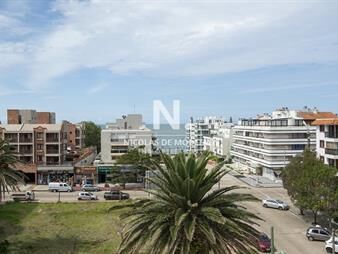 https://web5.gallito.com.uy/hermoso-departamento-en-venta-de-1-dormitorio-inmuebles-24073041