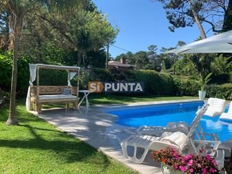 https://web5.gallito.com.uy/casa-en-alquiler-playa-mansa-inmuebles-27609800