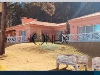 https://www.gallito.com.uy/venta-espectacular-casa-zona-laguna-del-diario-inmuebles-27426519