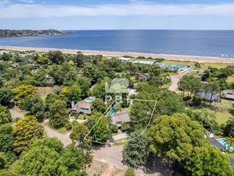 https://www.gallito.com.uy/casa-de-4-dormitorios-en-solana-punta-ballena-inmuebles-26536002