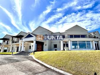 https://web5.gallito.com.uy/casa-de-10-dormitorios-en-venta-punta-del-este-inmuebles-27610330