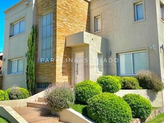 https://www.gallito.com.uy/casa-de-4-dormitorios-en-venta-en-pinares-punta-inmuebles-20363009