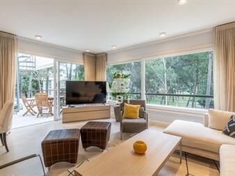 https://www.gallito.com.uy/penthouse-a-la-venta-en-solanas-country-punta-inmuebles-27383200