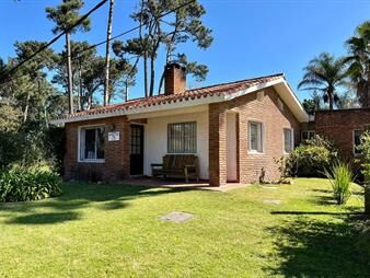 https://web5.gallito.com.uy/casa-3-dorm-alquiler-verano-pinares-c-piscina-inmuebles-27548508