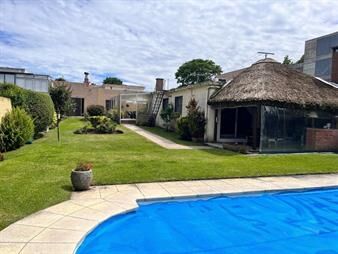 https://www.gallito.com.uy/casa-en-malvin-impecable-acepta-banco-inmuebles-27125015