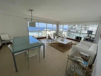 https://web5.gallito.com.uy/apartamento-de-2-dormitorios-con-vista-al-mar-en-venta-en-p-inmuebles-27674330