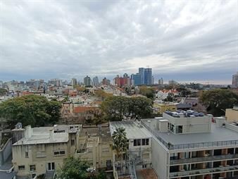 https://www.gallito.com.uy/apartamento-alquiler-con-muebles-rambla-garaje-inmuebles-27607241