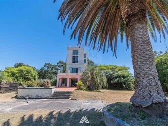 https://www.gallito.com.uy/venta-casa-el-castillo-amarillo-en-marindia-inmuebles-27687583