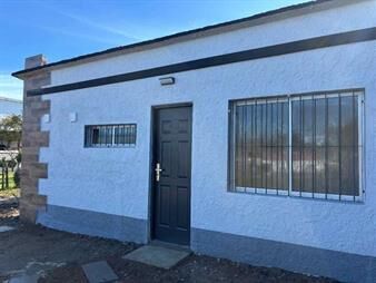 https://www.gallito.com.uy/alquiler-de-casa-un-dormitorio-en-empalme-olmos-inmuebles-27687733