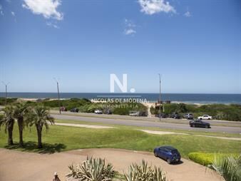https://web5.gallito.com.uy/hermosa-planta-en-aqualina-playa-rincon-del-zona-inmuebles-25776795