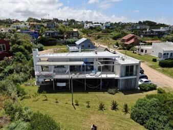 https://web5.gallito.com.uy/casa-en-venta-manantiales-4-dormitorios-inmuebles-27687928