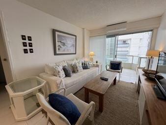 https://web5.gallito.com.uy/apartamento-en-brava-con-vistas-y-servicios-inmuebles-25835118