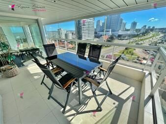 https://web5.gallito.com.uy/apto-3-dormitorios-en-playa-mansa-edificio-art-inmuebles-27091617