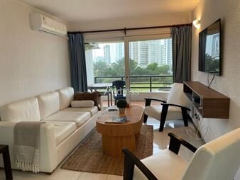 https://web5.gallito.com.uy/apartamento-en-punta-del-este-brava-inmuebles-24097744