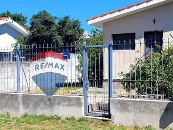 https://web5.gallito.com.uy/venta-casa-2-dormitorios-con-gran-terreno-cerro-inmuebles-26802456