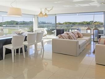 https://web5.gallito.com.uy/alquiler-silente-primera-linea-3-dorm-y-servicio-inmuebles-27688154