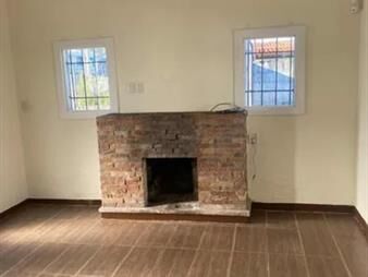 https://www.gallito.com.uy/2-casas-en-alquiler-3-dormitorios-2-baã±os-con-inmuebles-27631903