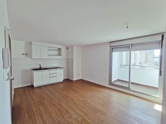 https://www.gallito.com.uy/venta-apartamento-3-dormitorios-con-garaje-doble-blanqued-inmuebles-27510108