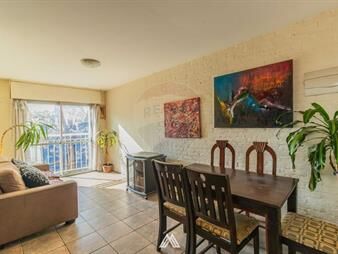 https://web5.gallito.com.uy/venta-apartamento-2-dormitorios-en-la-comercial-inmuebles-27690933