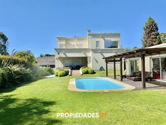 https://www.gallito.com.uy/excelente-casa-de-4-dormitorios-piscina-y-en-del-inmuebles-26280889