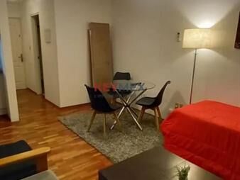 https://www.gallito.com.uy/alquiler-apartamento-amoblado-en-pocitos-inmuebles-27687848