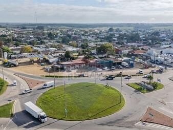 https://www.gallito.com.uy/venta-excepcional-esquina-en-san-jacinto-inmuebles-27419982