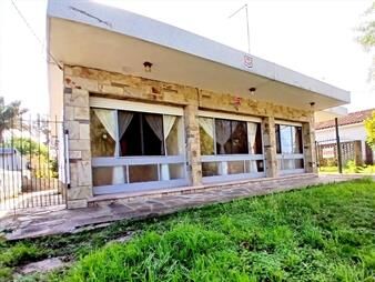 https://www.gallito.com.uy/venta-de-casa-en-las-toscas-inmuebles-27691223