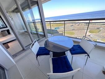 https://web5.gallito.com.uy/apartamento-de-2-dormitorios-dependencia-de-en-inmuebles-24686054
