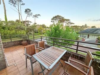 https://web5.gallito.com.uy/apartamento-en-venta-punta-del-este-mansa-3-dorm-inmuebles-27691358