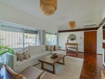 https://web5.gallito.com.uy/venta-casa-corazon-de-carrasco-sur-3-dormitorios-inmuebles-27667533