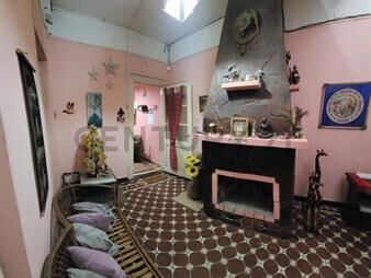 https://web5.gallito.com.uy/ph-al-frente3-dormpatio-al-frente-y-fondoproxa-garzo-inmuebles-27569768