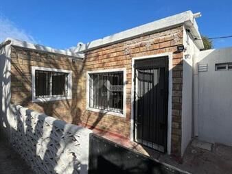 https://web5.gallito.com.uy/alquiler-y-venta-casa-2-dormitorios-cerrito-de-la-victoria-inmuebles-27691468
