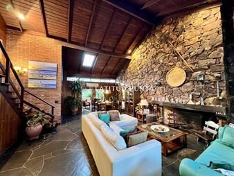 https://web5.gallito.com.uy/casa-de-4-dormitorios-roosevelt-inmuebles-27691519