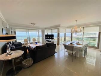 https://web5.gallito.com.uy/apartamento-en-venta-de-4-dormitorios-en-torre-inmuebles-21713730
