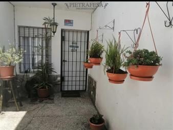 https://web5.gallito.com.uy/imperdible-apto-1-dormitorio-1baño-y-patio-en-inmuebles-27544421