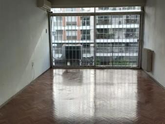 https://web5.gallito.com.uy/apto-en-venta-2-dormitorios-2-baño-carretas-inmuebles-27522248