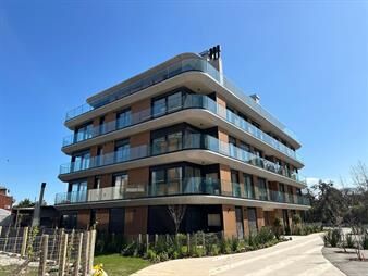 https://www.gallito.com.uy/venta-de-apartamente-de-3-dormitorios-en-costanera-village-inmuebles-27688033