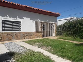 https://web5.gallito.com.uy/casa-en-venta-con-renta-2-dormitorios-1-baã±o-inmuebles-21922172