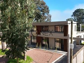 https://www.gallito.com.uy/alquiler-anual-a-estrenar-dentro-de-solanas-4-con-inmuebles-27695216