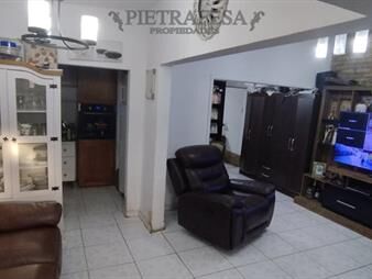 https://web5.gallito.com.uy/2-casas-en-venta-6-dormitorios-2-baã±os-inmuebles-25952243