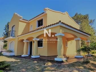 https://web5.gallito.com.uy/oportunidad-vende-casa-en-la-barra-inmuebles-25036479