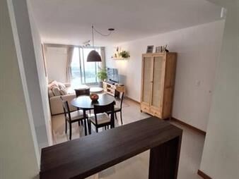 https://www.gallito.com.uy/apartamentos-venta-la-comercial-inmuebles-27695425