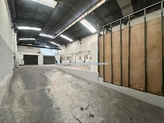 https://www.gallito.com.uy/alquiler-venta-local-industrial-deposito-goes-la-comercial-inmuebles-27695436